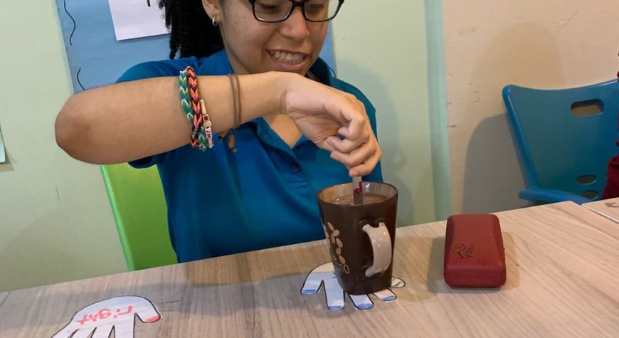 Jada Mixing Tea
